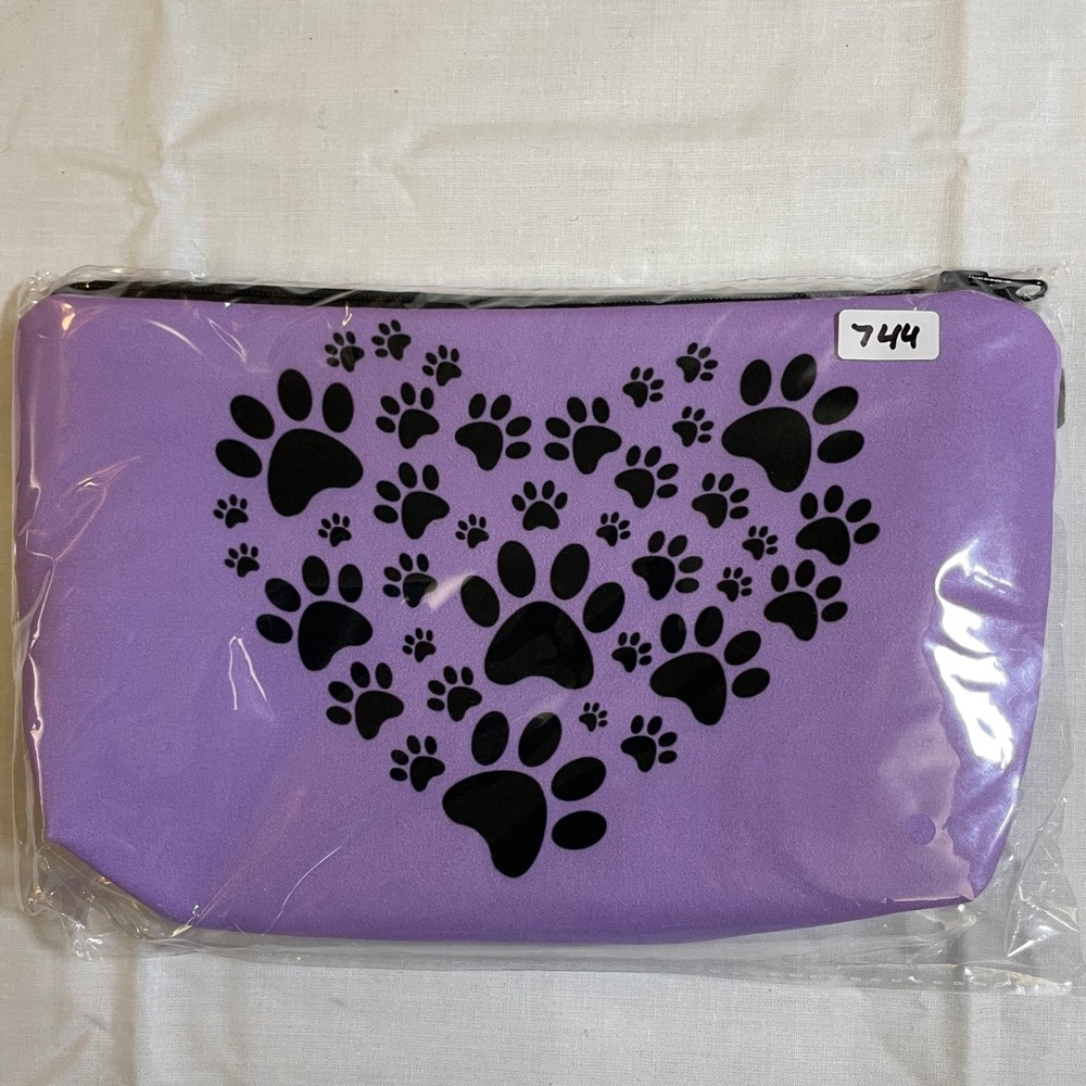 The Pouch Cosmetic Bag Womens OS Purple NWT Paw Print Heart Zipper Travel Pouch